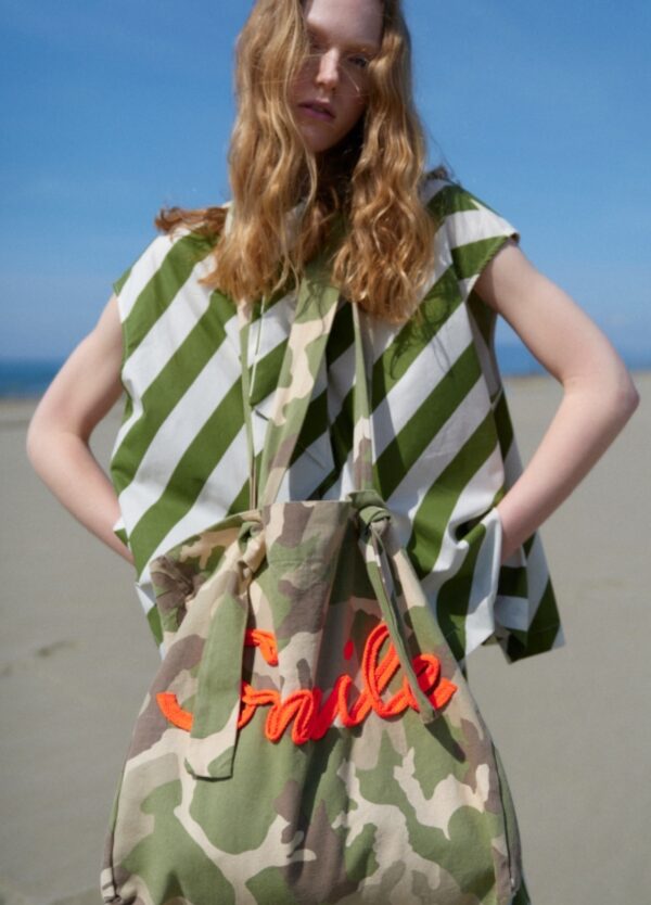 Blusa de rayas verde - Imagen 3