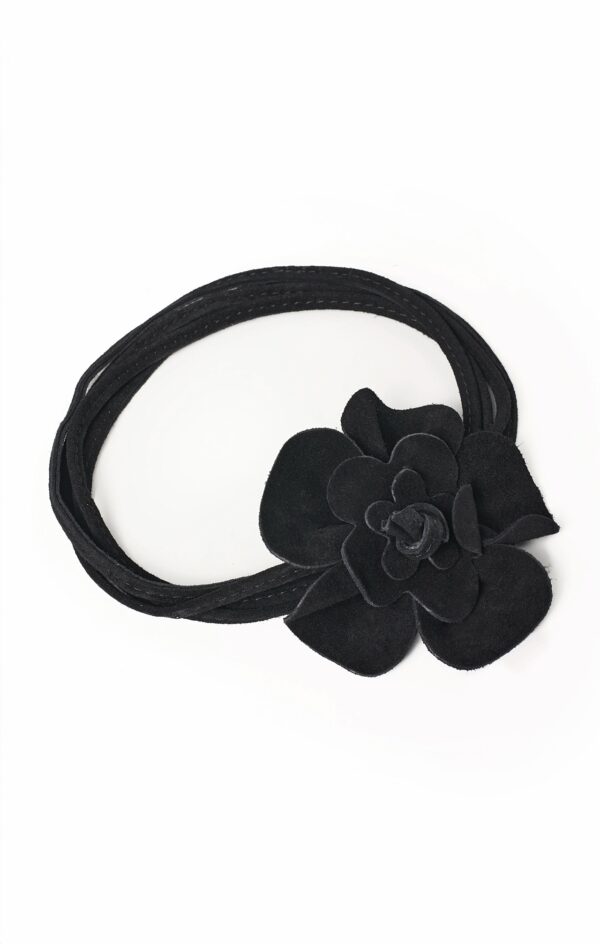 Cinturón-gargantilla con flor negra - Imagen 4