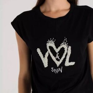 Camiseta anudada con logo de perlas