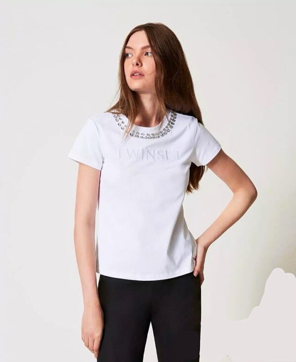 Camiseta con cuello joya - Imagen 2