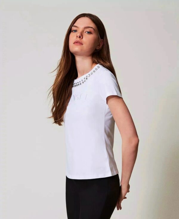 Camiseta con cuello joya - Imagen 3