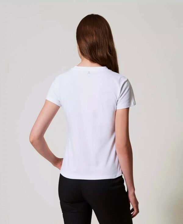 Camiseta con cuello joya - Imagen 4