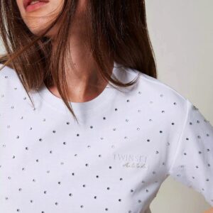 Camiseta con strass