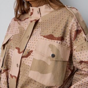 Cazadora camuflaje con strass