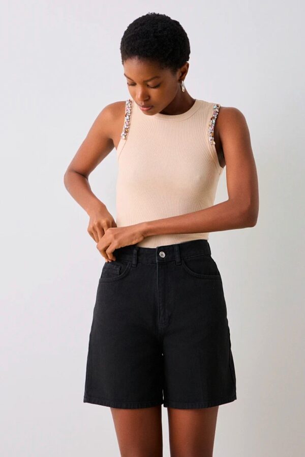 Camiseta sin mangas beige - Imagen 3