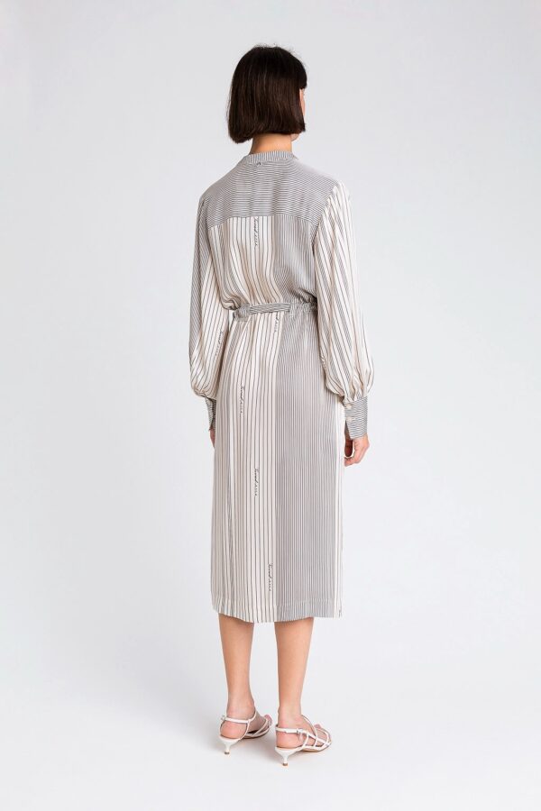 Vestido camisero fluido - Imagen 2