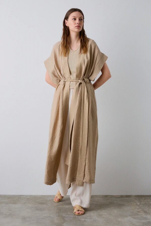 Kaftan camel