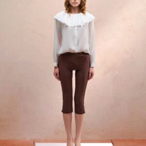 Blusa con volante