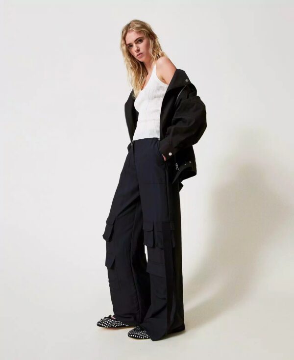 Pantalón cargo negro - Imagen 2