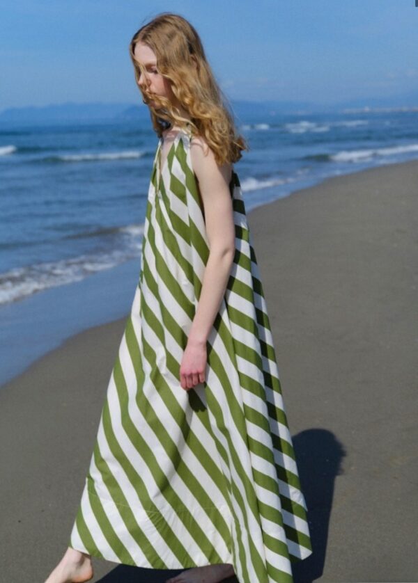 Vestido de rayas verde - Imagen 2