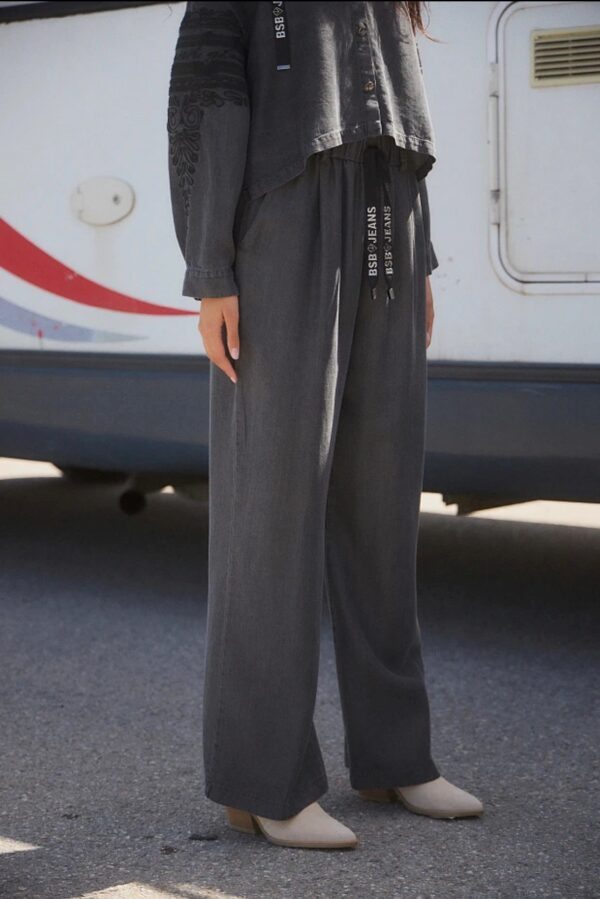 Pantalón jogger gris
