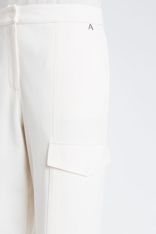 Pantalón cargo crudo - Imagen 4