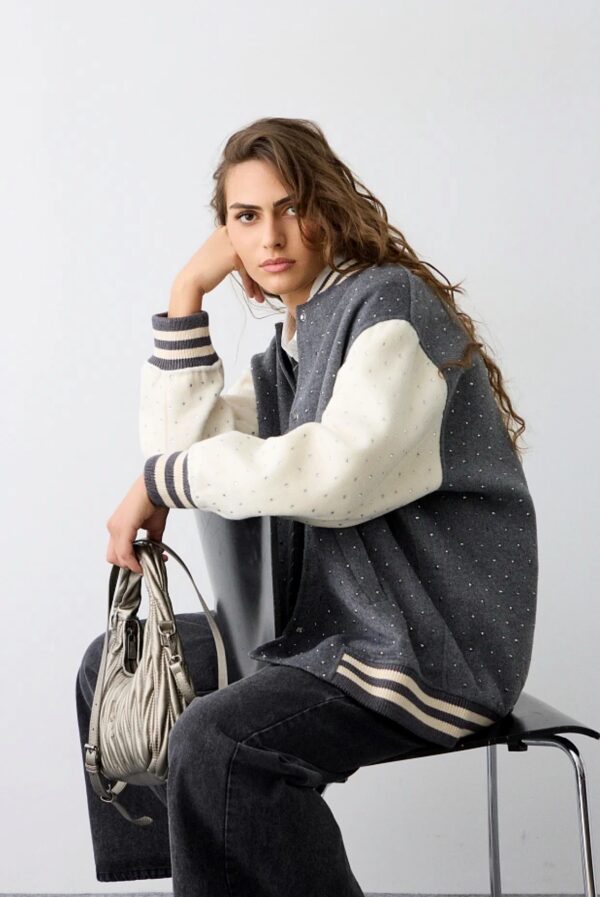 Bomber bicolor, con strass