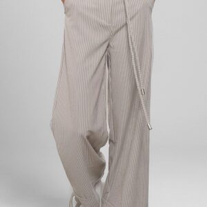 Pantalón de rayas con cordón